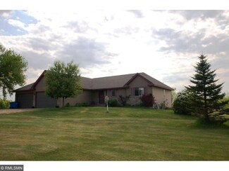 36338 Lincoln Trail, North Branch, MN 55056