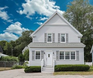 12 Webb St, Methuen, MA 01844