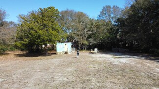 708 Atlantic St, Atlantic Beach, SC 29582