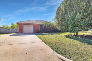 108 Janis St, Alvarado, TX 76009