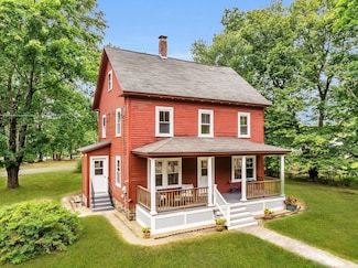 64 Main St, Acton, MA 01720