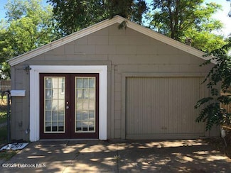 3213 30th St Unit Rear, Lubbock, TX 79410
