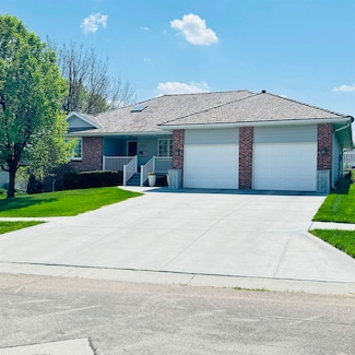 2909 MacH 1 Dr, Norfolk, NE 68701