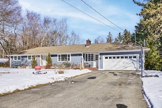 37 Chandler Rd, Andover, MA 01810