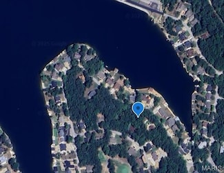 14097 E Vista Dr, Raintree Plantation, MO 63050