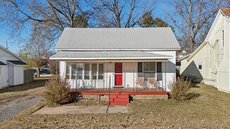 212 E El Paso St, Broken Arrow, OK 74012