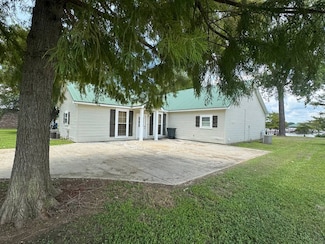128 Cypress Pointe Dr, Saint Joseph, LA 71366