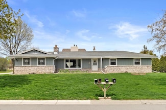 7940 W Coventry Dr, Franklin, WI 53132