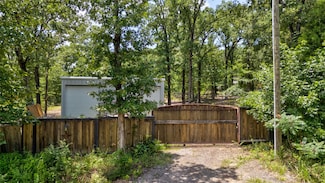 136 Kings Row, Malakoff, TX 75148