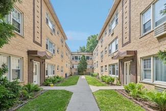 1819 W Touhy Ave Unit 2, Chicago, IL 60626