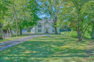 427 Frank Sims Rd, Sparta, TN 38583
