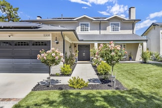 5308 Ambridge Dr, Calabasas, CA 91301