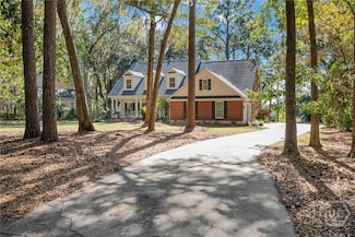 262 Mingarry Dr, Richmond Hill, GA 31324