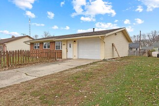 1904 S Phillips Dr, Muncie, IN 47302