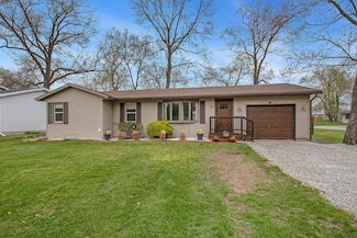 21796 Mccain Ln, Edwardsburg, MI 49112