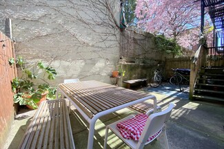 807 8th Ave Unit 1R, Brooklyn, NY 11215