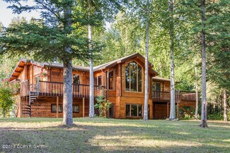 520 Autumn Dr, Fairbanks, AK 99712