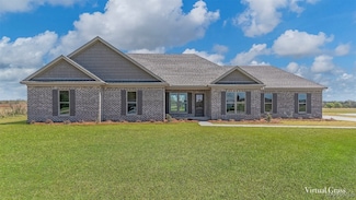 583 Atkin Hill Rd, Wetumpka, AL 36092