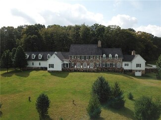 162 Gladwyne Ln, New Florence, PA 15944