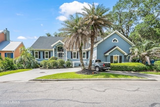 5 Petigru Dr, Beaufort, SC 29902