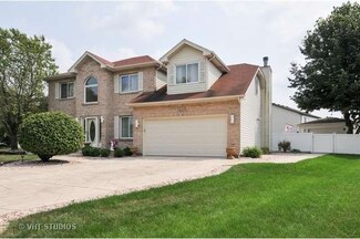 1431 Nicholas Dr, Bolingbrook, IL 60490