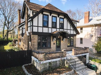 449 Purcell Ave, Cincinnati, OH 45205