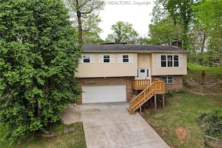 465 Evergreen Cir, Poca, WV 25159