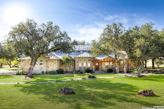 526 River Crossing Blvd, Spring Branch, TX 78070