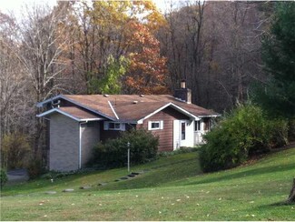 200 Deer Lake Trail, Ohiopyle, PA 15470