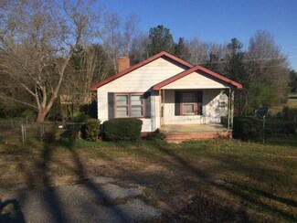 152 N Main St, Due West, SC 29639