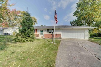 1013 Buckingham Dr, Fort Wayne, IN 46825