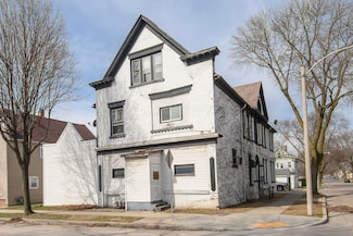 2601 S 8th St, Milwaukee, WI 53215