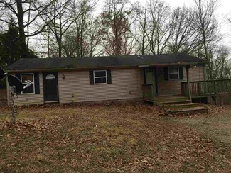 4665 S 925 E, Oakland City, IN 47660