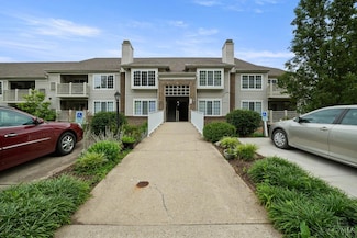 9850 Regatta Dr, Cincinnati, OH 45252
