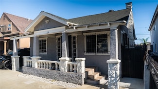116 W 70th St, Los Angeles, CA 90003