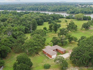 18005 S 4185 Rd, Claremore, OK 74017