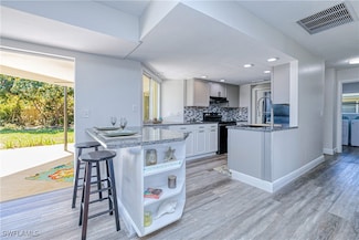 1308 SE 25th Ln, Cape Coral, FL 33904