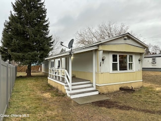 608 S Meadowdale Ave, Oldtown, ID 83822