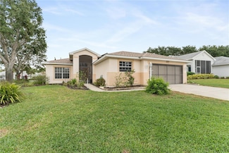 5075 China Sea Dr, Tavares, FL 32778