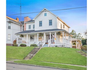 409 E Martin St, East Palestine, OH 44413