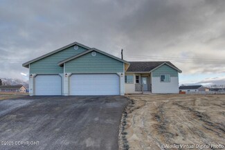 8747 E Strawberry Cir, Wasilla, AK 99654