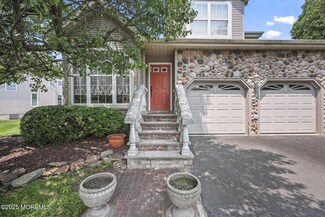28 Brent Dr, Howell, NJ 07731