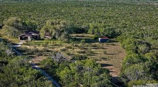 000 County Line Rd # 120, Beeville, TX 78102