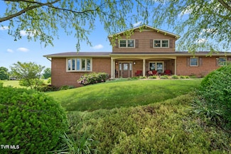405 Meadow Lark Ln, Bluff City, TN 37618