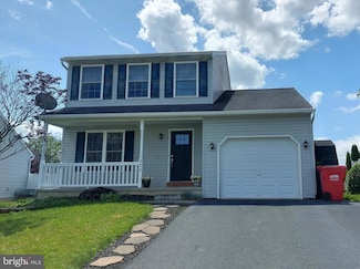 323 Swatara Creek Dr, Jonestown, PA 17038