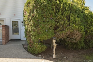 46 the Rise, Warwick, NY 10990