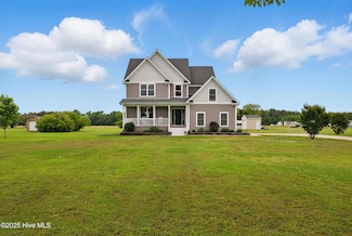 121 Solo Ln, Knotts Island, NC 27950