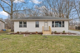 13410 Sherman St, Cedar Lake, IN 46303