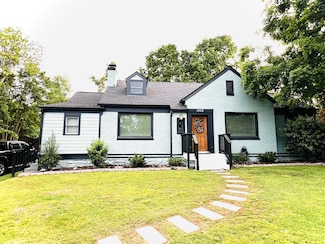 1308 Riverwood Dr, Nashville, TN 37216