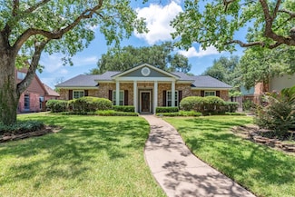 8131 Debbie Gay Dr, Houston, TX 77040